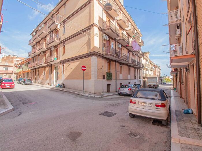 Appartamento trilocale in vendita in Via Bruno Buozzi, Lucera