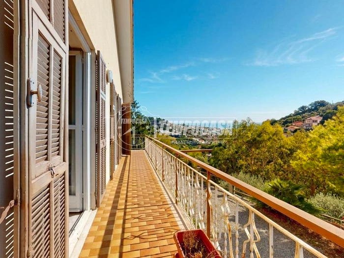 Casa con 5 locali in vendita in Strada Vicinale Costa Fallita, Solaro, Sanremo