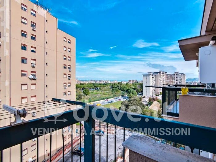 Appartamento con 5 locali in vendita in Via Papa Giovanni XXIII, Bonagia, Palermo