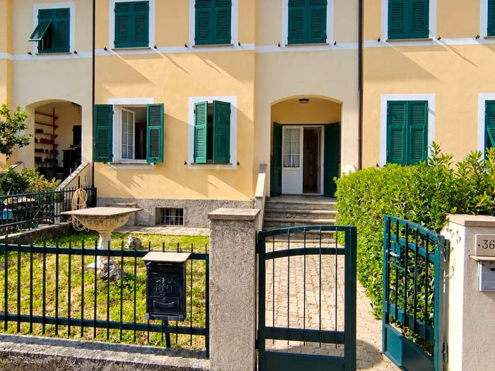 Casa quadrilocale in vendita in Via Reccio, Bargone, Casarza Ligure