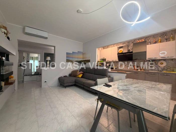 Appartamento trilocale in vendita in Via Petos, Ponteranica