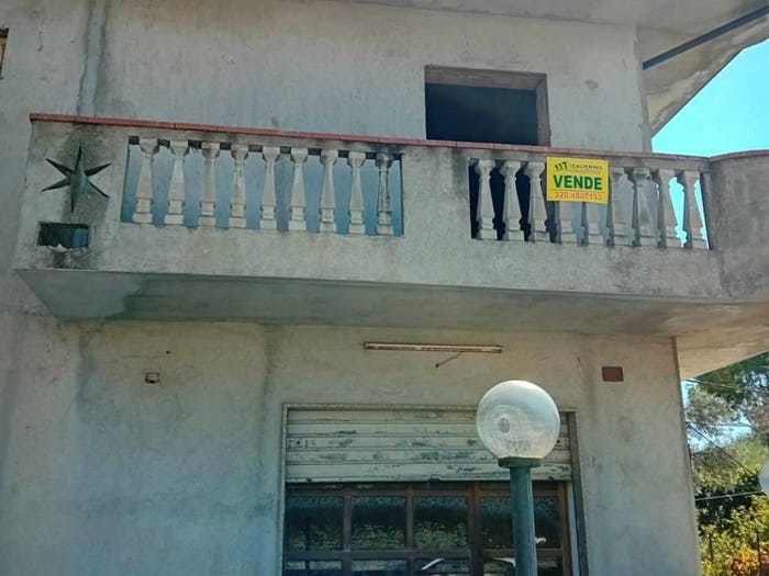 Appartamento quadrilocale in vendita in Via Cristoforo Colombo, Bianco