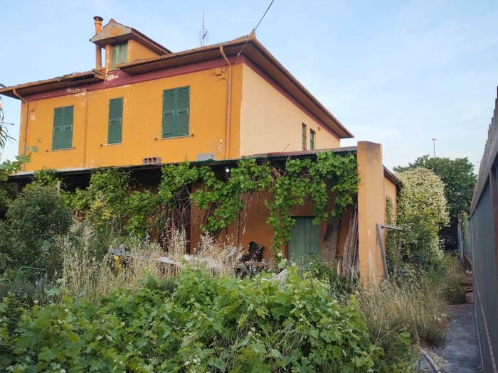 Appartamento con 6 locali in vendita in Viale Agricoltura, Centro, Albenga