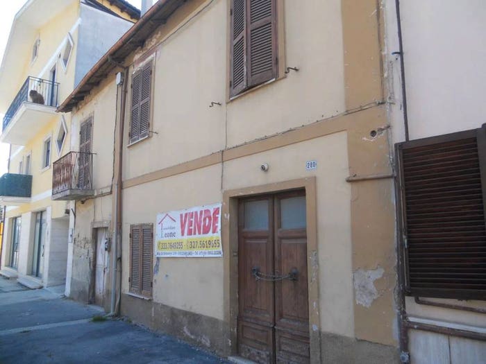 Casa con 6 locali in vendita in Via Garibaldi, Centro, Avezzano