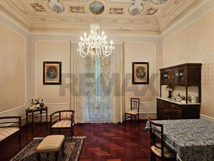 Appartamento con 6 locali in vendita in Via Cordici, Centro, Erice