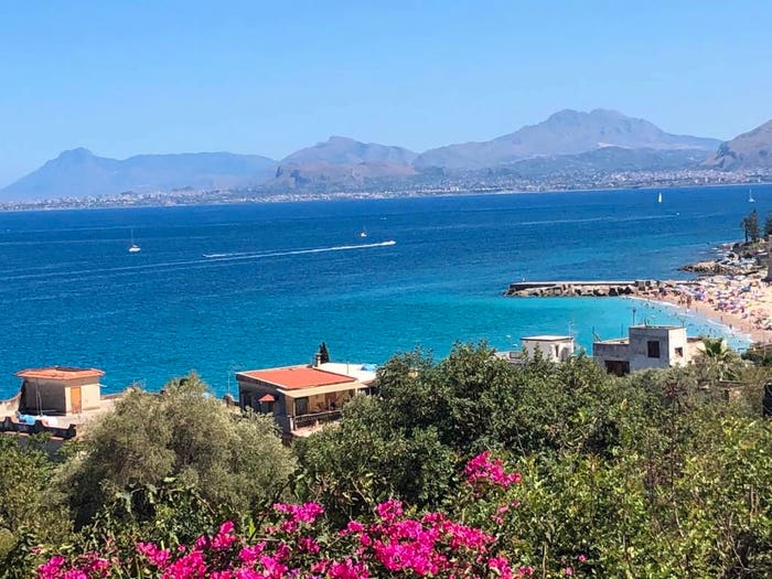 Casa con 6 locali in vendita in Lungomare Cristoforo Colombo, Vergine Maria, Palermo