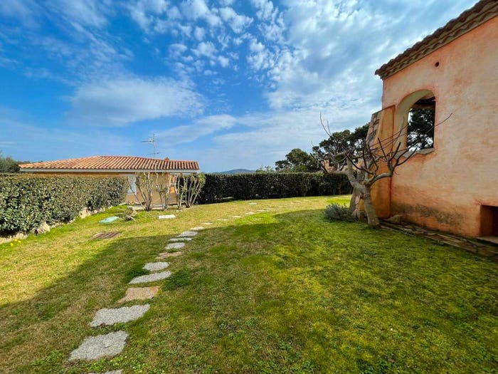 Appartamento quadrilocale in vendita in Cannigione, Arzachena