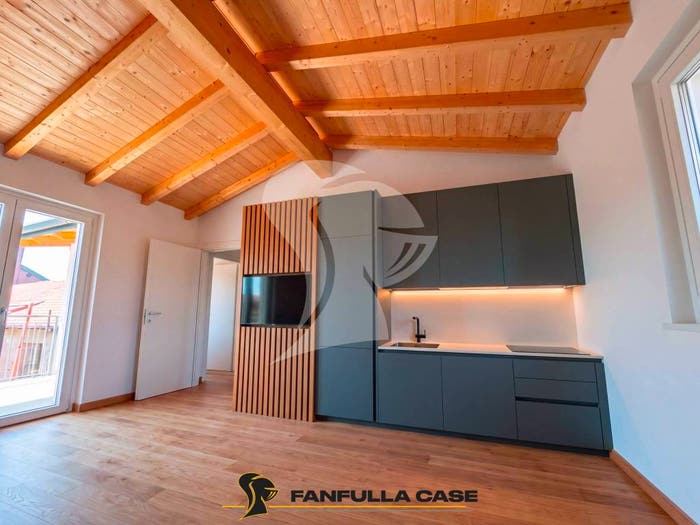 Appartamento quadrilocale in vendita in Via Novembre, Ossago Lodigiano