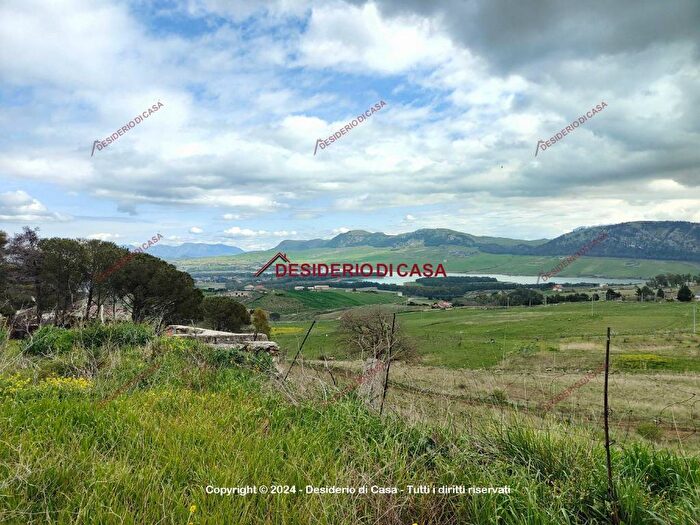 Casa con 6 locali in vendita in Strada Provinciale di Portella della Ginestra, Piana degli Albanesi