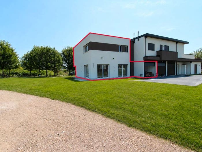 Casa con 5 locali in vendita in Via Silvio Pellico, Cornedo Vicentino