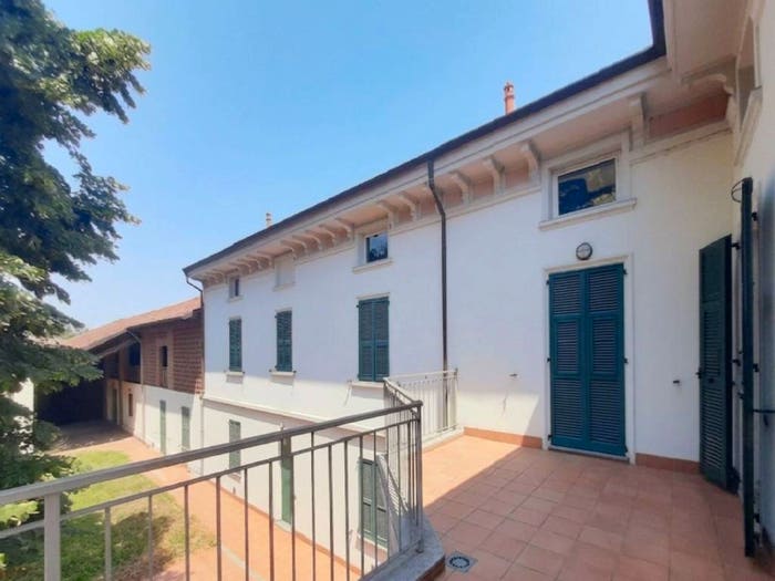 Casa con 6 locali in vendita in Via Alessandria, Casal Cermelli