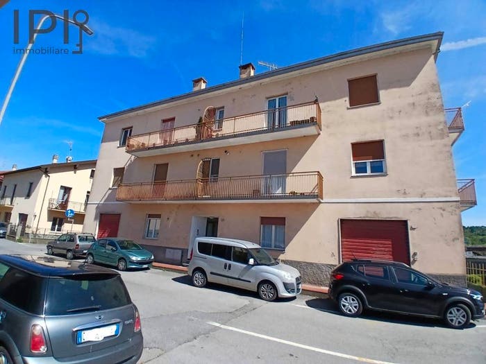 Appartamento con 5 locali in vendita in corso Italia, Centro, Cairo Montenotte
