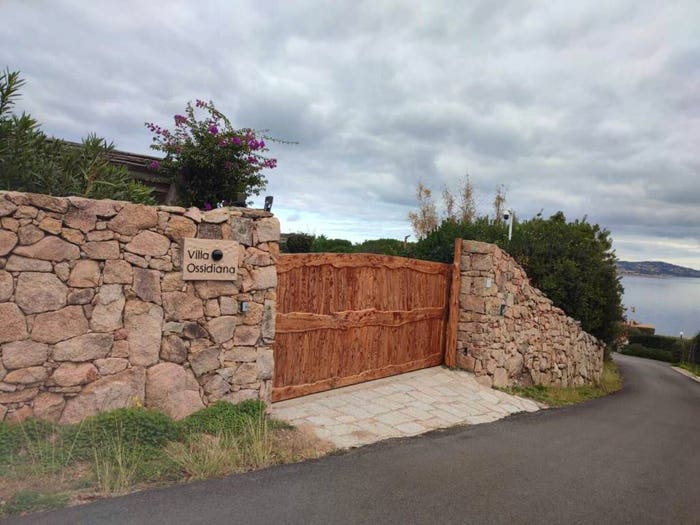 Casa con 5 locali in vendita in Via Baia Di Nelson, Punta Sardegna, Palau