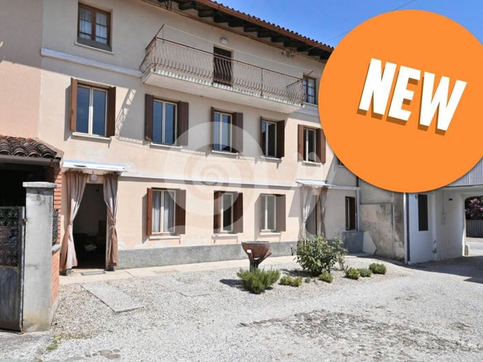 Casa con 6 locali in vendita in Centro, Tricesimo