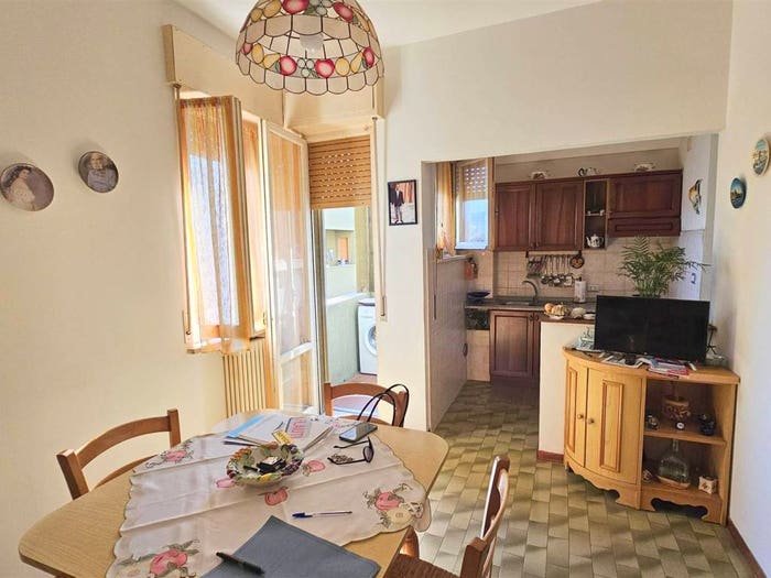 Appartamento con 6 locali in vendita in Le Grazie, Ancona