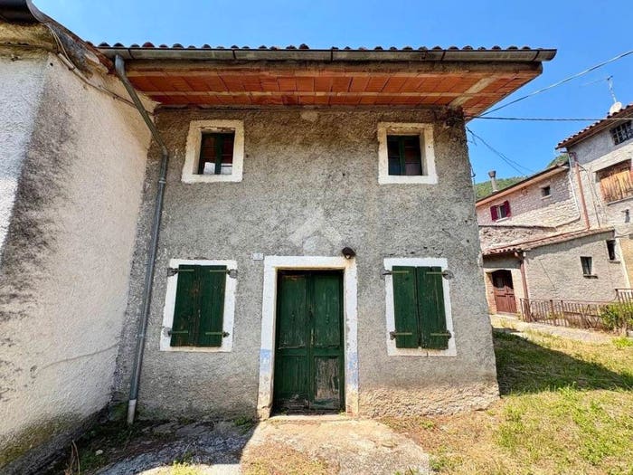 Casa bilocale in vendita in Vicolo Edmundo De Amicis, Centro, Cison di Valmarino