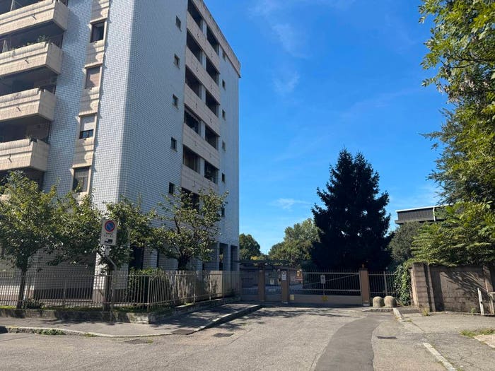 Appartamento trilocale in vendita in Via Ferdinando Magellano, Corsico