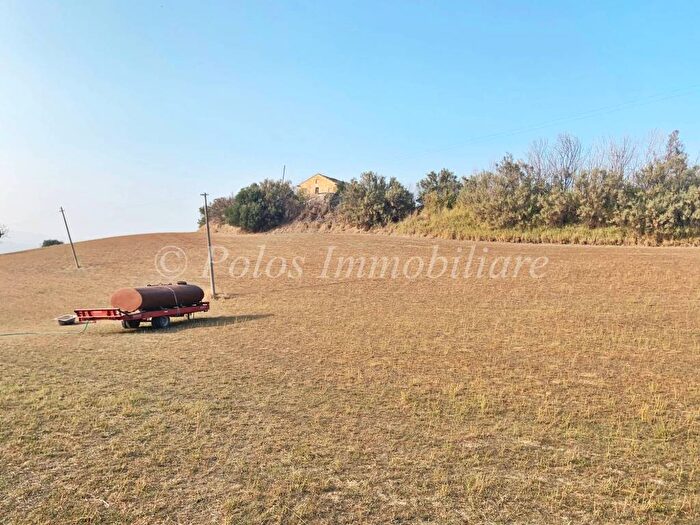 Casa con 5 locali in vendita in Strada Provinciale Girola, Fermo