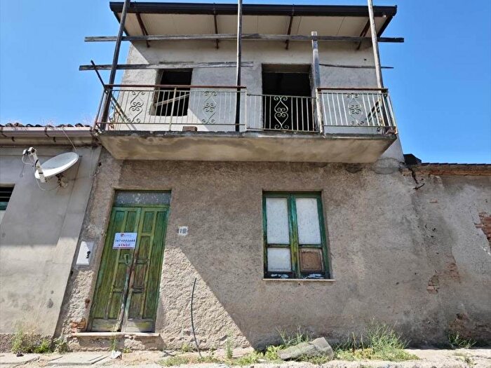 Casa trilocale in vendita in Via delle Suore, Centro, Taurianova