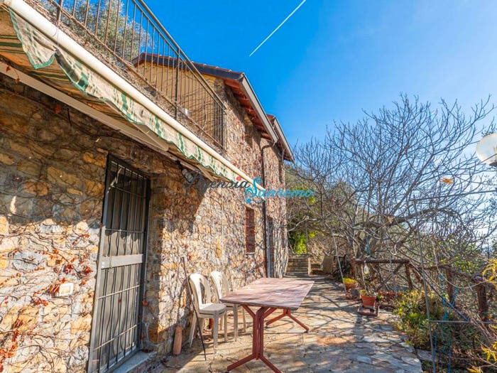 Casa con 5 locali in vendita in Strada Provinciale Nord, Ceriana