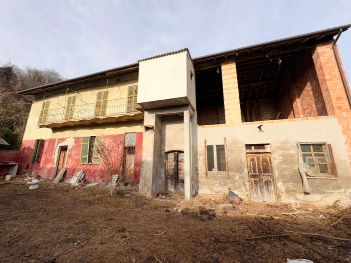 Casa con 6 locali in vendita in Via Vivaio, Centro, Ottiglio