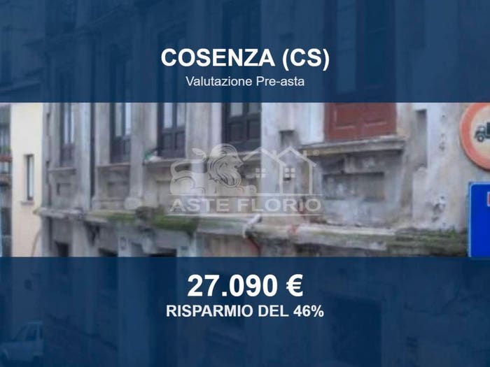Appartamento con 5 locali in vendita in Via Timpone, Centro Storico Serra Soprana, Cosenza