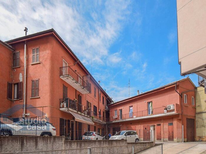 Appartamento quadrilocale in vendita in Viale Agnelli, Braila Stazione, Lodi