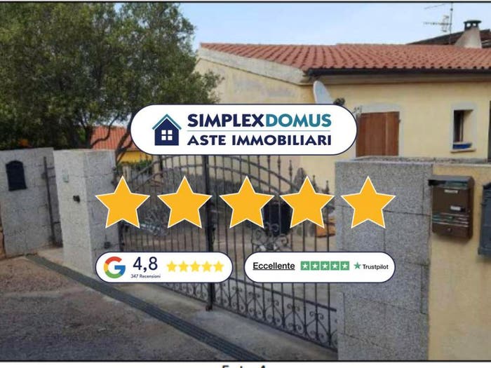 Appartamento con 6 locali in vendita in Via Portovenere, Cannigione, Arzachena