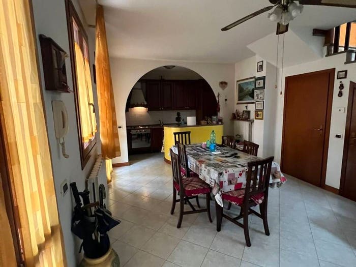 Casa con 5 locali in vendita in Centro, Campagna Lupia