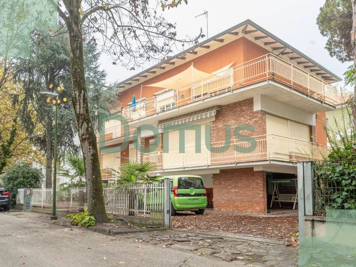 Appartamento quadrilocale in vendita in Via Giove, Centro, Cervia