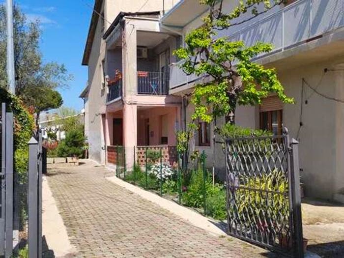Appartamento con 5 locali in vendita in Via Per Treglio, Centro, Lanciano