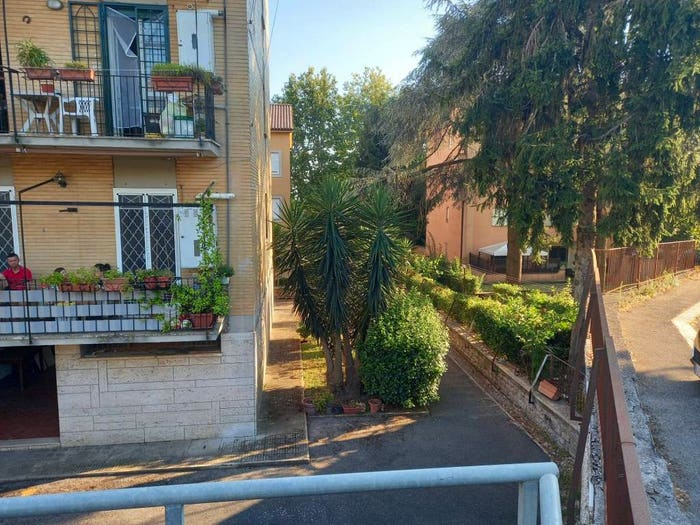 Appartamento trilocale in vendita in Via Lazio, Centro, Genzano di Roma