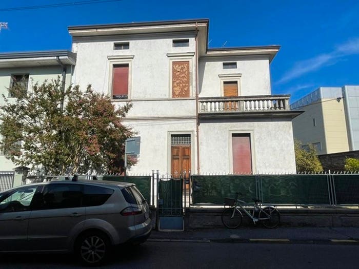 Casa con 5 locali in vendita in Via Costantino Lazzari, Sant'Ambrogio, Cremona