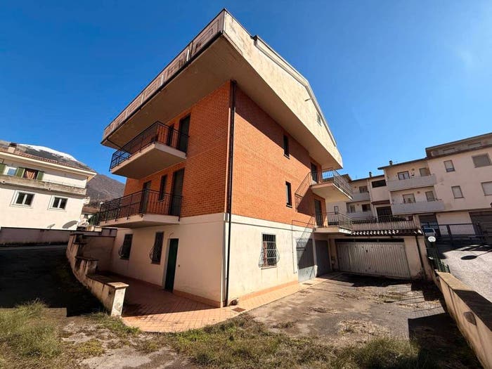 Appartamento trilocale in vendita in via giuseppe mazzini, Antrodoco