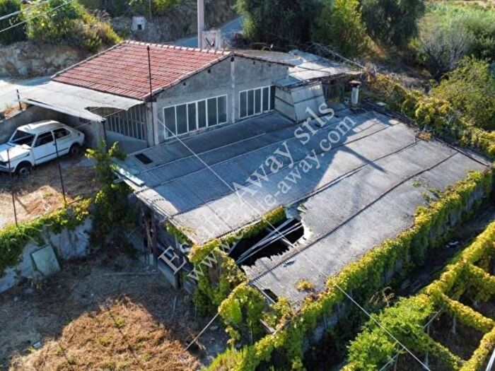 Casa bilocale in vendita in Strada alla Colla, Foce Semeria, Sanremo