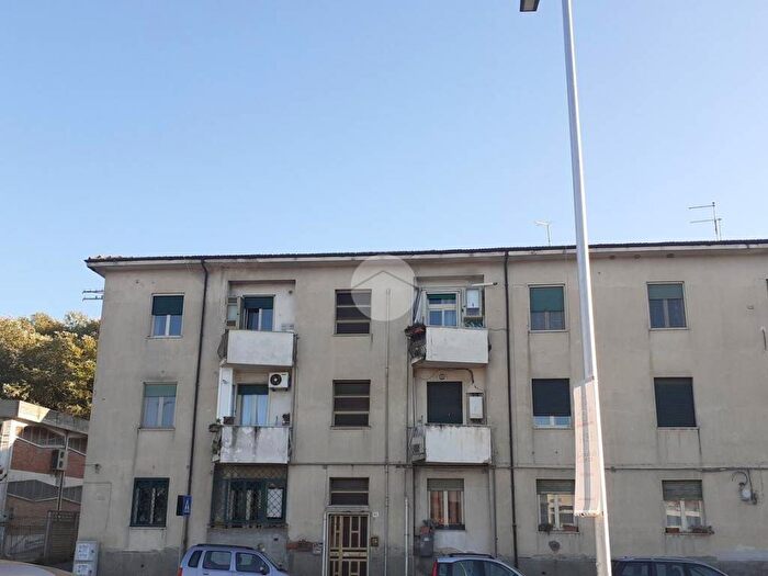 Appartamento trilocale in vendita in Via degli Stadi, Stadio Città, Cosenza