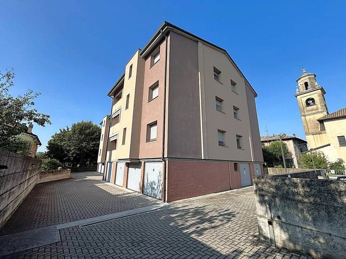 Appartamento bilocale in vendita in Strada Chiesa di Roncopascolo, Baganzola Aeroporto, Parma
