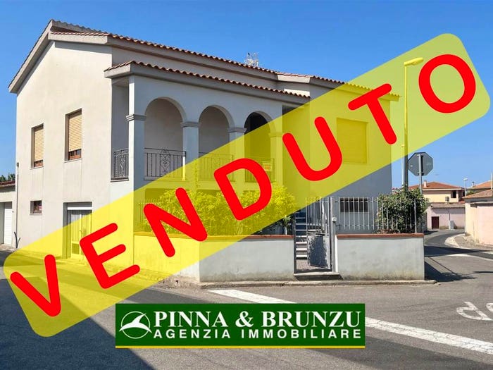 Casa quadrilocale in vendita in Via Amsicora, Nurachi