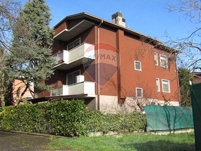 Appartamento con 5 locali in vendita in Via Fontana, Castelfranco Emilia