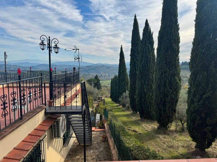 Casa quadrilocale in vendita in Via di Giogoli, Galluzzo, Firenze