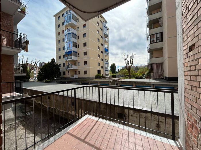 Appartamento quadrilocale in vendita in Corso Trieste, San Pietro, Moncalieri