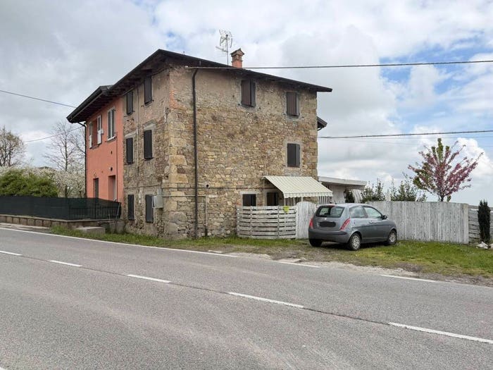 Casa quadrilocale in vendita in Sant'antonio, Pavullo nel Frignano