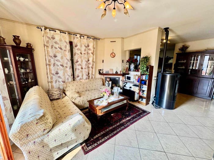 Casa quadrilocale in vendita in Via Mario Meli, Centro, Carpaneto Piacentino