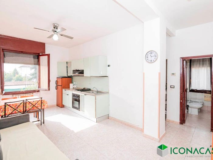Appartamento bilocale in vendita in Via Sant'Anna, Centro, Siziano
