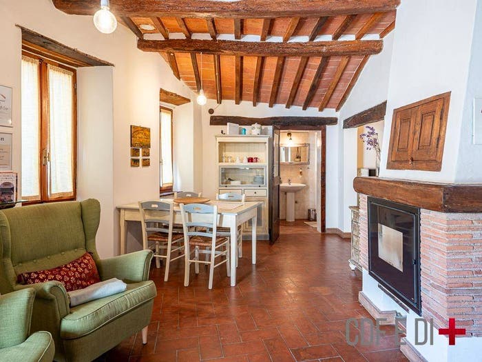 Appartamento trilocale in vendita in Via Generale Orsini, Centro, Pitigliano