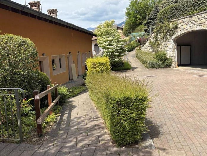 Appartamento trilocale in vendita in Via Monte Falecchio, Songavazzo