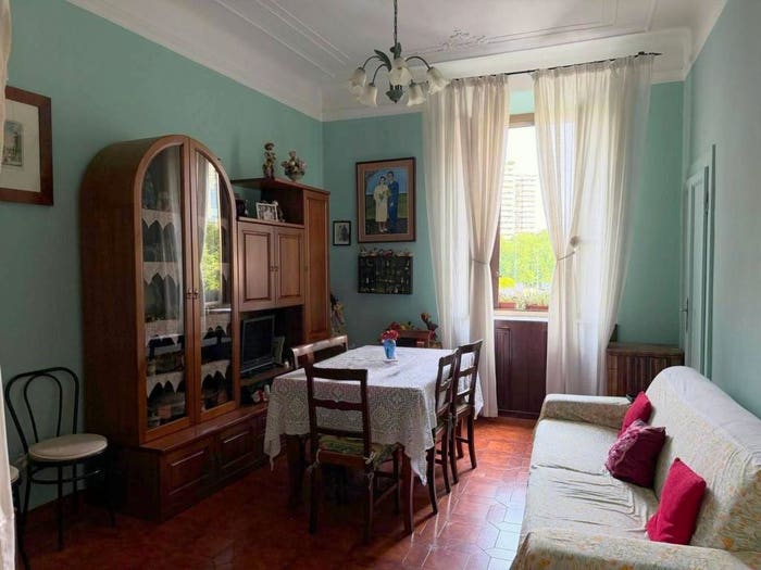 Appartamento trilocale in vendita in Via Tullo Massarani, Lodi Brenta, Milano