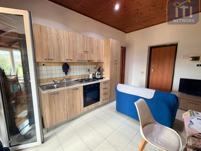 Appartamento trilocale in vendita in Via Don Giovanni Calabria, Acilia, Roma
