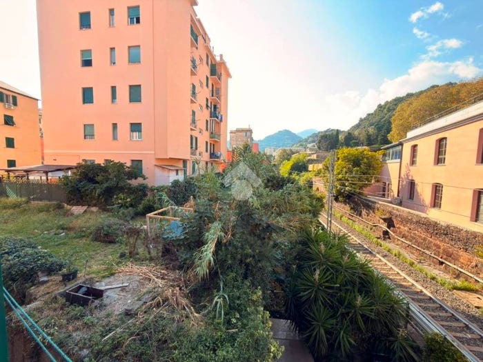 Appartamento bilocale in vendita in Via sotto i volti, Voltri, Genova