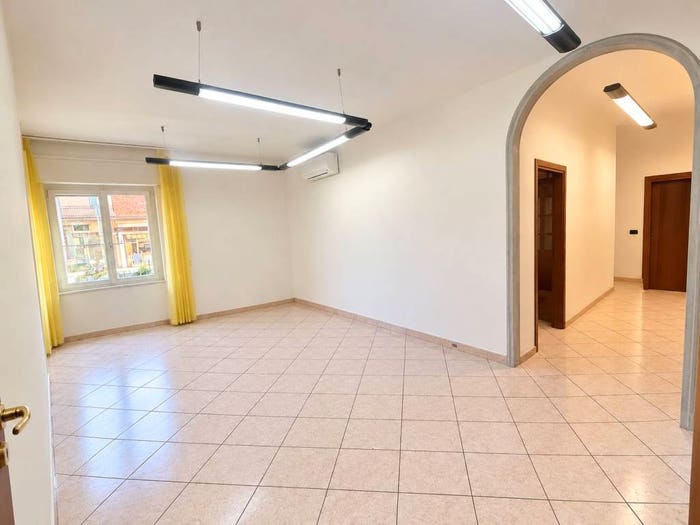 Appartamento trilocale in vendita in Viale Cristoforo Colombo, San Zeno, Verona